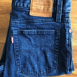 Levi’s Wedgie Fit Ankle Jeans